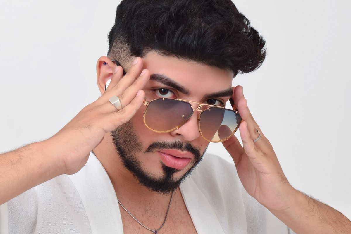 Influenciador Sam Castro prepara festa exclusiva com vibe tropical na Praia do Futuro
